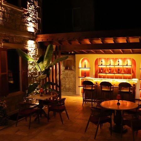 Dionysos 1789 Boutique Hotel Foça Esterno foto