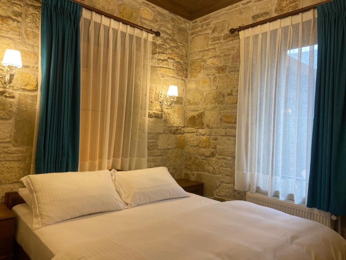 Dionysos 1789 Boutique Hotel Foça Esterno foto