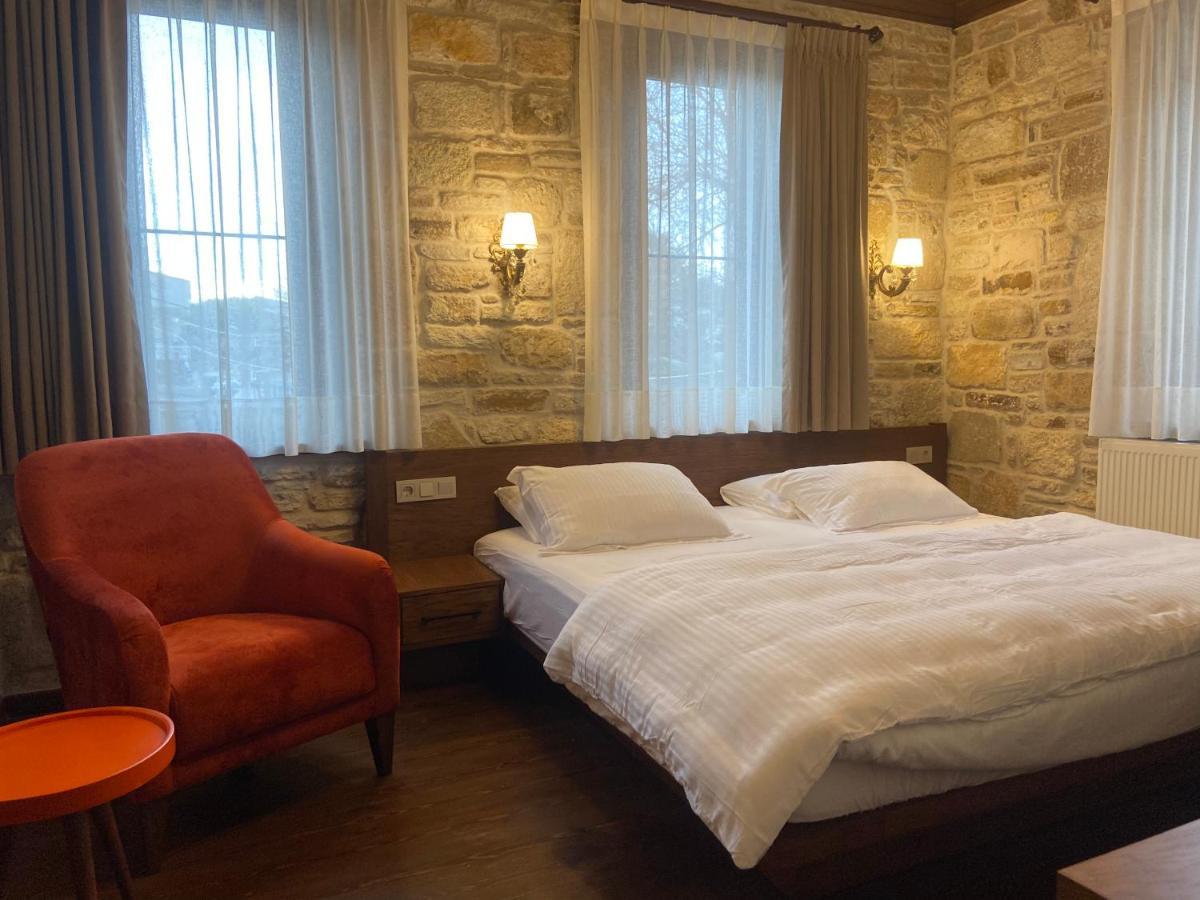 Dionysos 1789 Boutique Hotel Foça Esterno foto