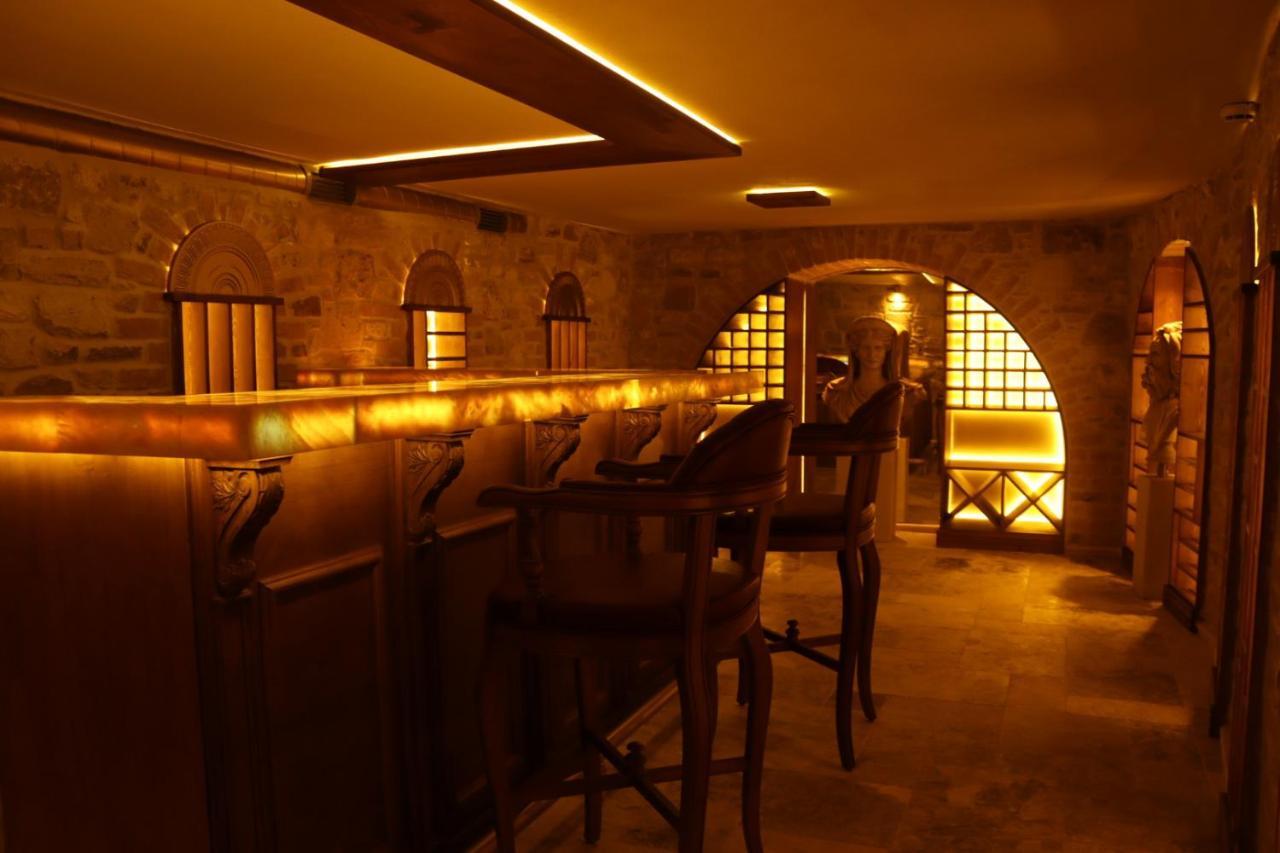 Dionysos 1789 Boutique Hotel Foça Esterno foto
