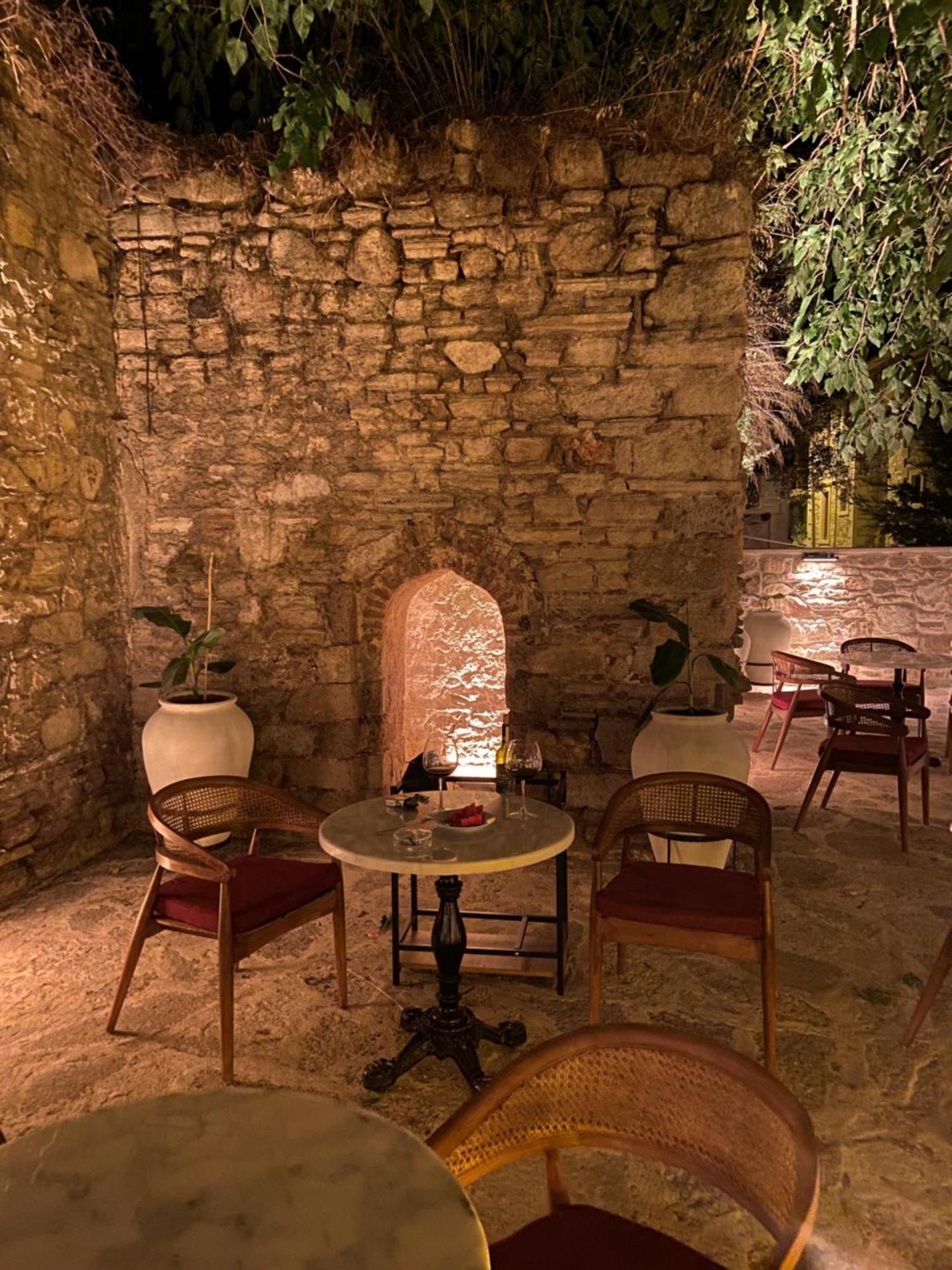 Dionysos 1789 Boutique Hotel Foça Esterno foto
