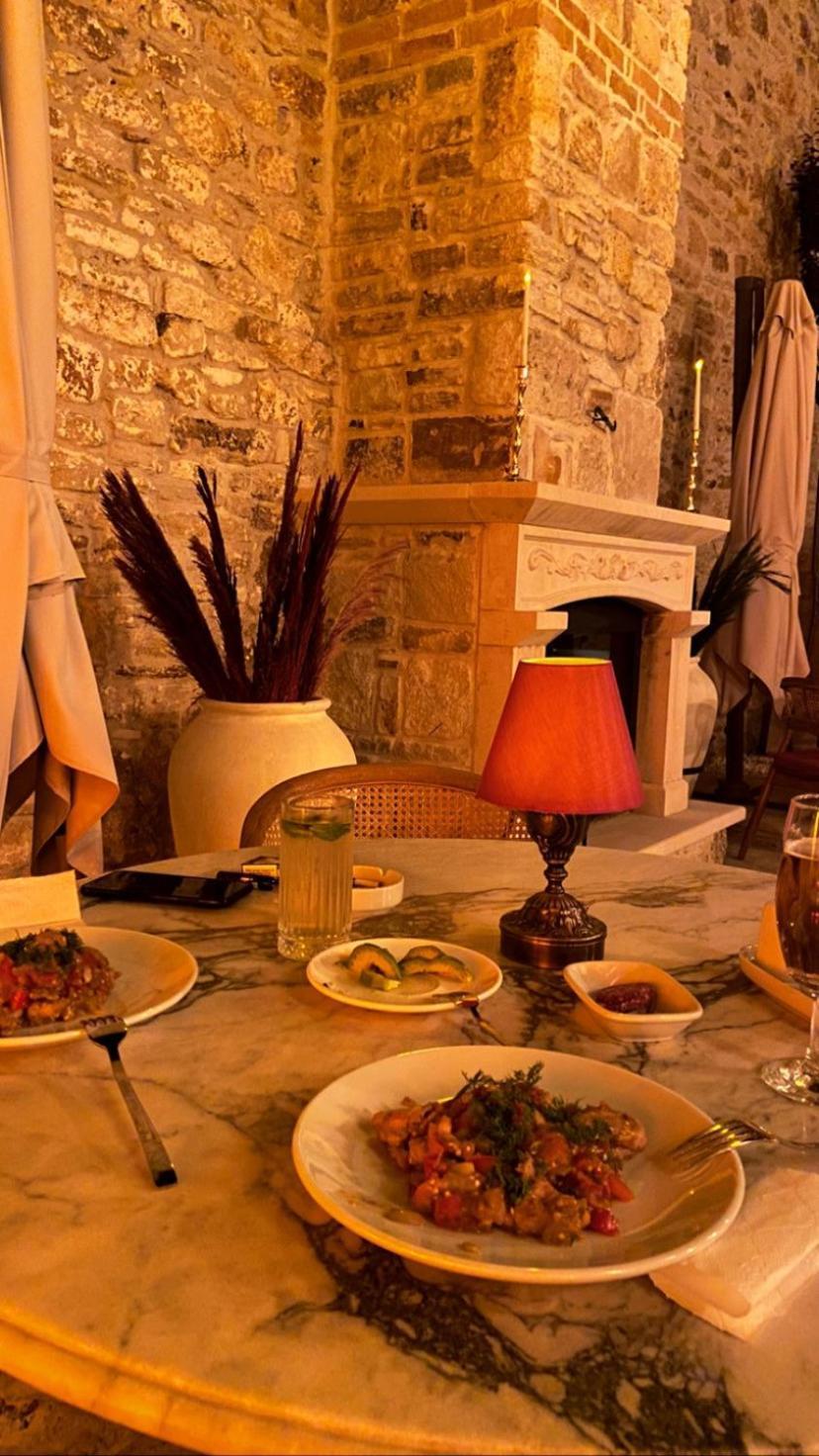 Dionysos 1789 Boutique Hotel Foça Esterno foto